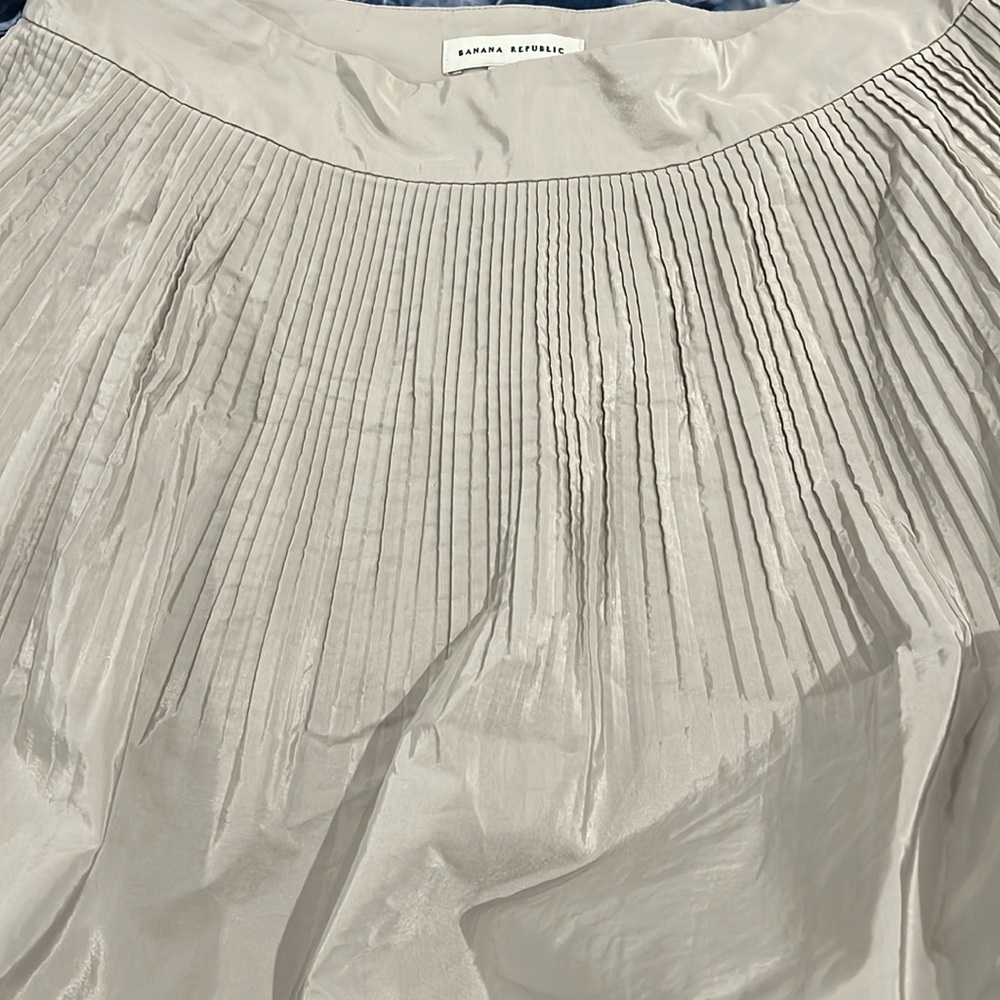 Banana Republic bubble skirt